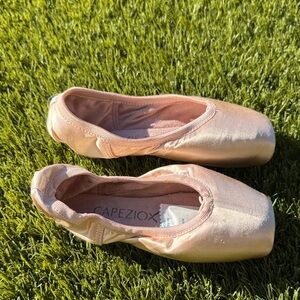 Capezio Satin Ballet Shoes in Soft Pink